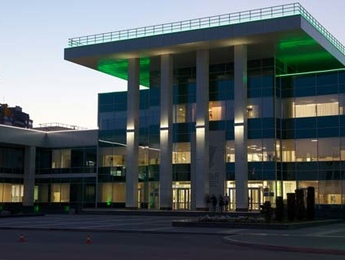 Архитектурное освещение административных зданий